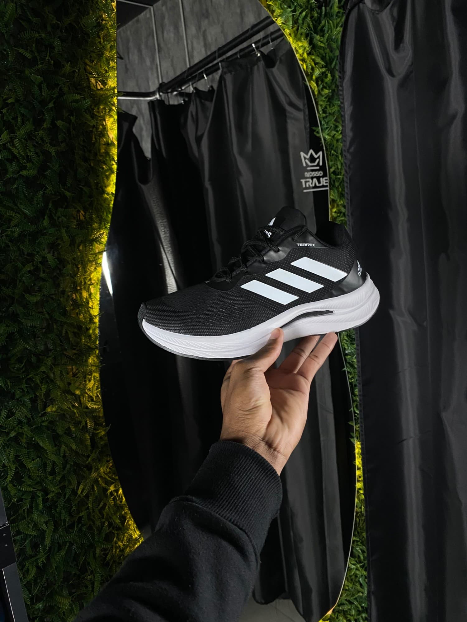 Adidas Terrex Preto e Branco